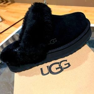 ✨AUTHENTIC✨ UGG Disquette Platform Slipper